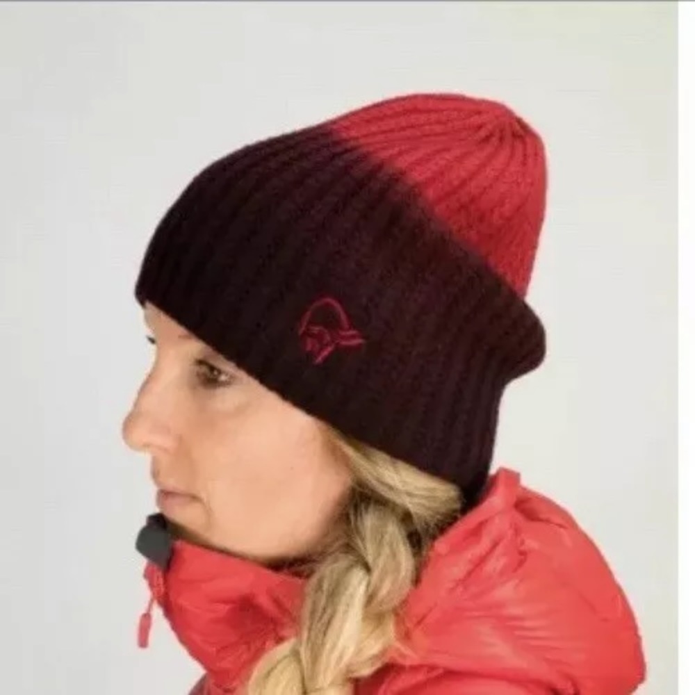 Norrona Knit Beanie Hat Chunky Dip Dye Jester Red